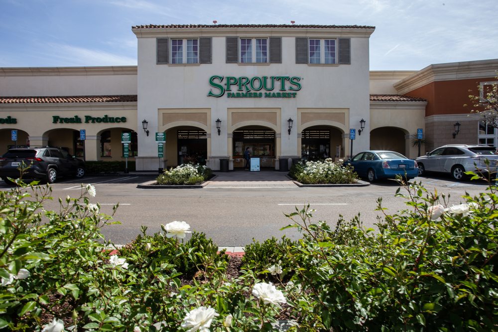Sprouts Farmer's Market Store Front